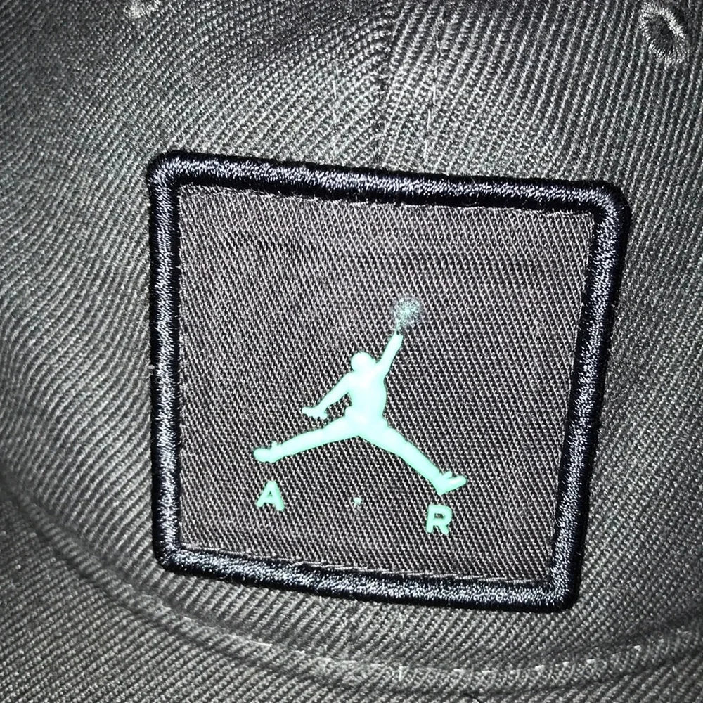 Jordan structured snapback